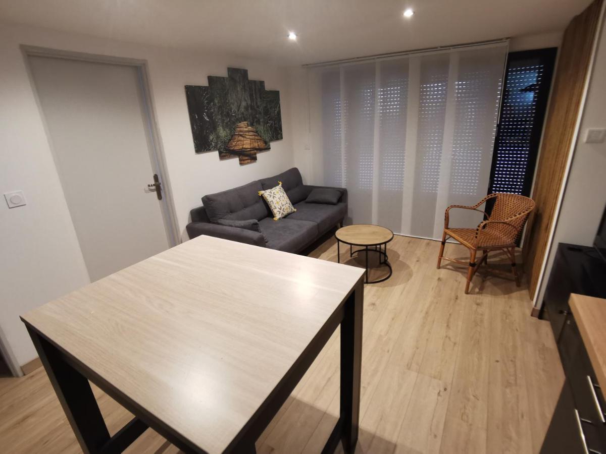 Gite 2 Chambres Avec Piscine Sernhac Luaran gambar